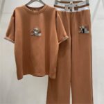 Luxury Short-Sleeved T-shirt And Trousers For Women - Image 2
