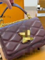 Chic Small Handbags For Women