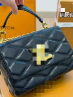 Chic Small Handbags For Women - Image 2